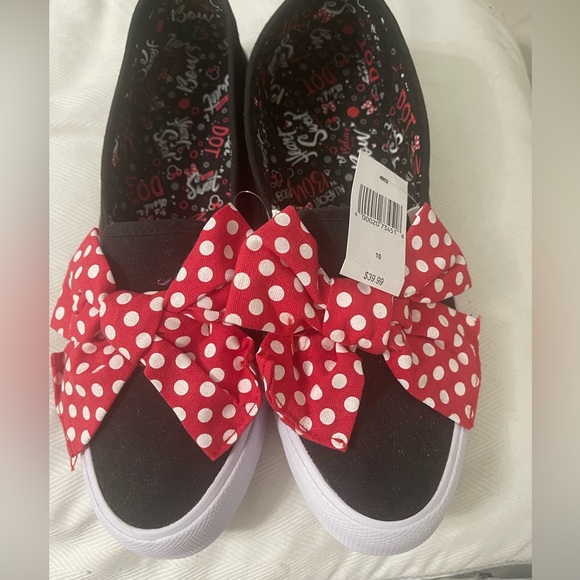 Brand new Disney Minnie Mouse sneakers from Disney Parks. Never worn - Picture 4 of 4